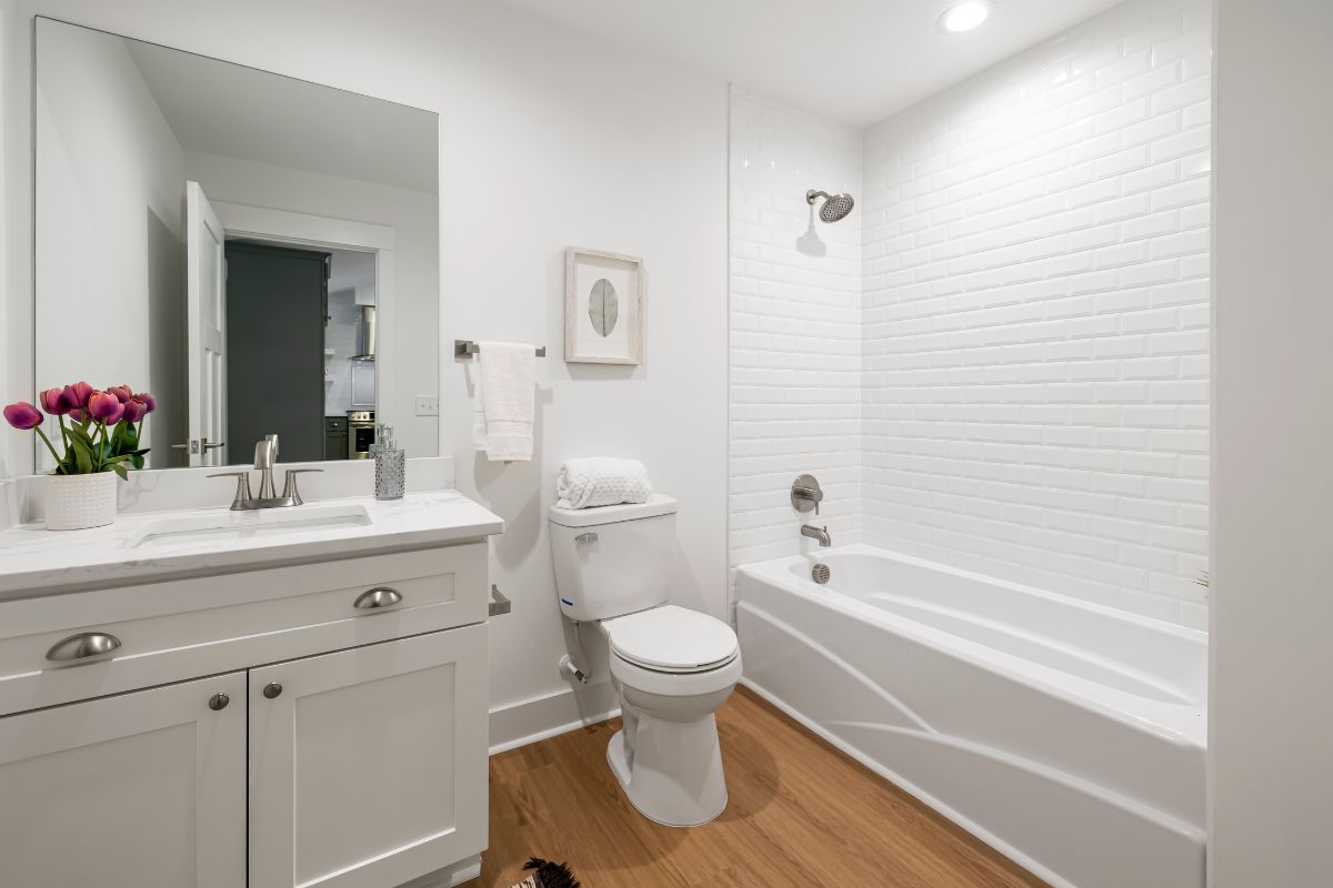 Quanto custa ter um banheiro com spa em casa? Vale a pena investir? banheiro com spa em casa