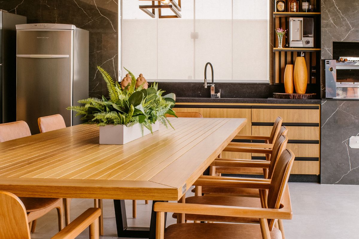 Eletrodomésticos Para Cozinha Pequena. O Erro Que Faz Sua Cozinha Parecer Ainda Menor eletrodomésticos para cozinha pequena