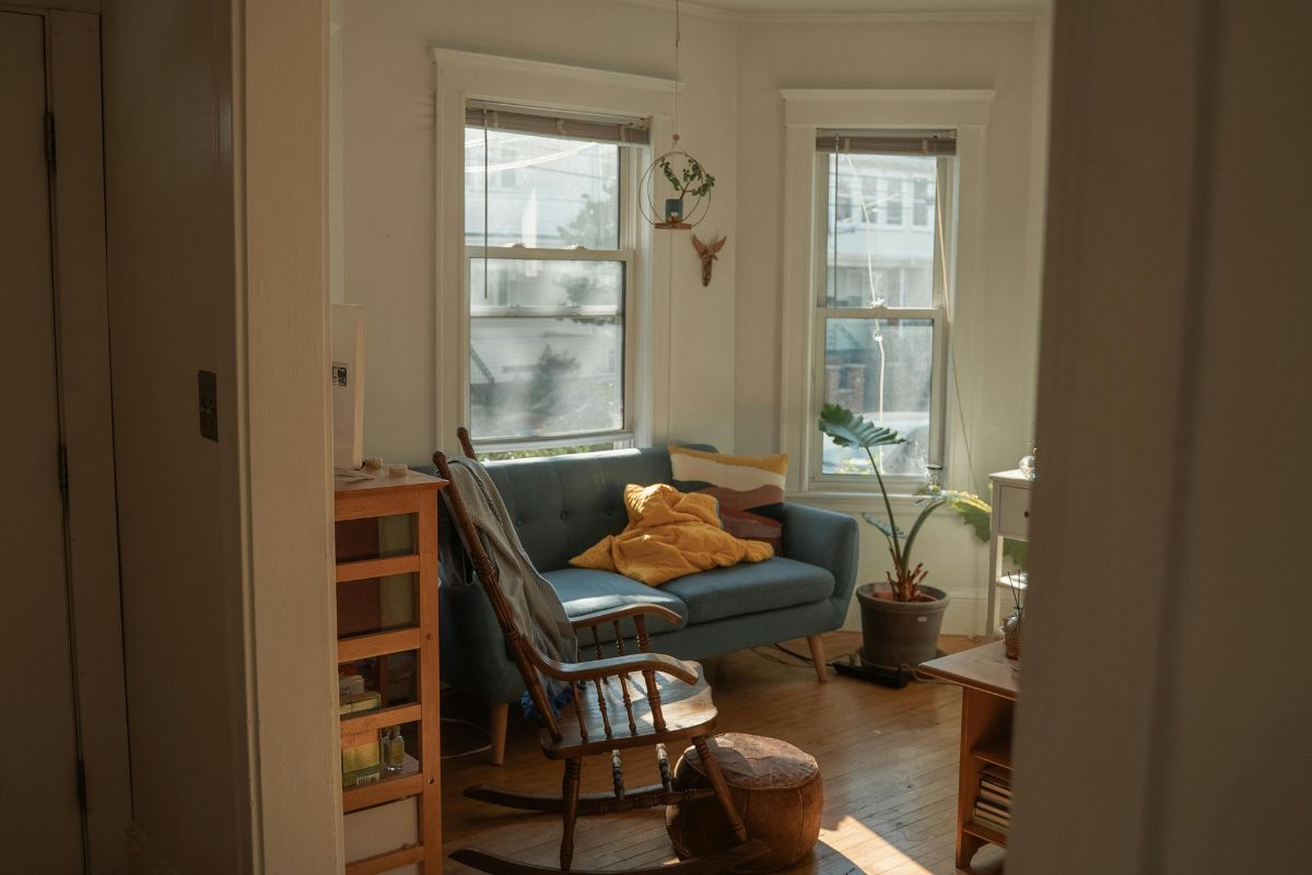 Decoração simples e bem pensada: por que comprar menos deixa a casa mais bonita Decoração simples e bem pensada: por que comprar menos deixa a casa mais bonita